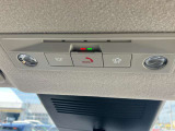 ◆SOSコール◆申込みをしていただくと、急病やあおり運転との遭遇など緊急時には走行中でもスイッチを押すだけで高性能の位置情報とともに専用のオペレーターにつながります。(申込み・年額料金が必要です)