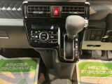 ご納車前に納車点検(法定12ヶ月点検相当)を実施し、基本性能に関わる機能や状態を徹底的に点検します。