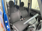 お車の販売と共に、自動車保険もご紹介しております。 弊社取り扱い会社と同じであれば日産独自のサービスもあります。