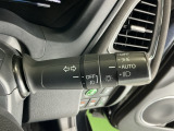 【オートライト(AUTO)】外の明るさをシステムが感知して、自動でヘッドライトが点灯します!ヘッドライトをつけ忘れを防ぐ便利機能です