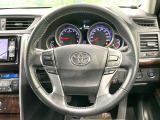 【純正革巻きステアリング】上質な革を使用することで、手にしっかり馴染みとても運転しやすいハンドルです♪