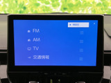 お気に入りの音楽やラジオをクリアな音質で。直感的な操作で、快適なドライブを演出します。様々なソースに対応しています。