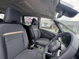 【店舗内紹介】商談ルームにはキッズルームなど完備しております。お子様連れのお客様でもごゆっくりお車をお選びいただけます。くじ引きなどのイベントもやっているのでお子様もお楽しみいただけます。