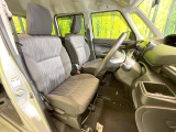 運転席シート廻りは使用感も少なく、良好な状態となっています。丁寧に使われていたことがよくわかりますね。