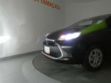LEDヘッドライトです。デザイン性がよくとても明るいので、夜間の走行や悪天候でも安心です。しかも長寿命!