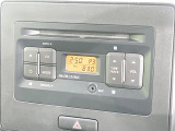 お好きな音楽を車内でお楽しみいただけます♪スピーカー交換・ウーハー追加などの音質向上や、最新ナビ・後席モニター等の取り付けも是非ご相談ください!