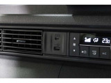 スマートフォンなどの音楽再生が可能なUSB接続ジャック装備車両です♪♪♪
