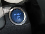 スマートキー装備車なので、キーを取り出さなくてもエンジン始動が可能です。