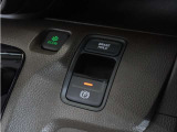 ◆オートブレーキホールド機能付き電子パーキングブレーキ◆ブレーキペダルを足から離しても停車状態を保ちます。アクセルを踏めば自動でブレーキが解除され、発進可能!