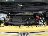 【エンジンルーム】Hondaならではの走り、i-VTECエンジン!街中や坂道での加速や高速道路での力強さが特徴です♪