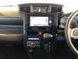 温度を設定すれば、自動で車内の温度管理をしてくれる優れものです♪ATミッションで運転楽々