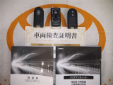 スマートキー&エンジンスターター付。取扱説明書とメンテナンスノートもあります☆品質評価シート付いてます!トヨタ認定中古車ライト!!