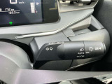 オートライトついてます。トンネルでいちいちスイッチ切り替えなくて良い感覚は使ってからしみじみ感じますよ。