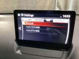 Apple Carplay・Android Auto対応!マツダ コネクト(コマンダーコントロール)でスマートフォンを操作して、通話、音楽を聴いたり、マップで目的地を調べることができます。