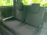 後部座席は、普段使いはもちろん、荷物を積む際にも便利です。