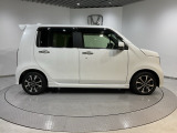 弊社は、車両販売価格に、整備代金が含まれております。納車時までにホンダの整備士がしっかりと点検整備をさせていただいておりますので、安心してお買い求めしていただけます。