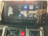 たとえばダイハツのお店にある、たくさんのスマアシ搭載車は、