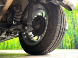 お車を安心してお乗りいただく為には、足回りの定期点検が欠かせません。サービスサポート(有償保証)では無料点検もご提供しており、安心のカーライフをお過ごしいただけるサポート体制が整っています。