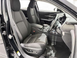 パワーシート搭載。微妙な調整が手軽にでき、適切なポジションで運転することが可能です。