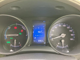 視認性の高いメーター類が、運転に必要な情報を的確に伝えます。運転に集中できる、シンプルなデザインも魅力です。