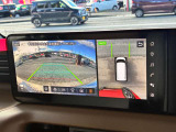 【アラウンドビューモニター】上空から見下ろしているかのような映像で駐車をサポート。安心です。