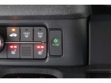 ECONボタンで低燃費モードに☆☆☆ECONスイッチを上手に使ってエコドライブ♪♪環境にもお財布にも優しい装備です☆☆☆