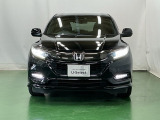 高効率なエンジンをモーターがアシストして走行中の燃費消費を抑えるハイブリッド。停車中もアイドリングストップにより燃費消費と排出ガスをなくします。