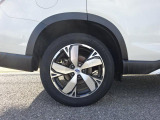 SUBARU認定U-Carは、全車12ヶ月点検、車検などの法定点検を実施。スバル専門メカニックが確かな技術で最大88項目にわたりチェックしており品質、安心を支えます!