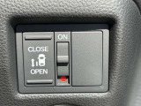 【パワースライドドア】静かで滑らかな電動開閉により、上質な使い心地を実現。ワンタッチ操作でスマートな乗降を叶えます。