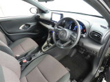 シンプルで使いやすいデザインの運転席です。