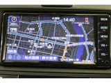 純正7インチSDナビ。CD・SD・電波の弱い環境下でも途切れにくく、受信感度の良いワンセグTV対応です。