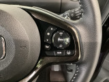 【アダプティブ・クルーズ・コントロール】予め設定した車速内でクルマが自動的に加減速。 前走車との適切な車間距離を維持しながら追従走行し、高速道路でのドライバーの疲労を軽減してくれる嬉しい機能付♪