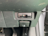 ビルドインタイプのETC機器付き(^^)/ 足元で邪魔にならず、スッキリ収納☆ ETCご利用の際は別途セットアップ作業が必要です!