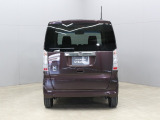 自社で新車&中古車販売時の下取り車から厳選されたお車を多数展示しております。