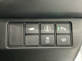 メータは先進的なデジタルメーターを採用!ゆっくりと数字が動くのでとても見やすく表示されます!続可能距離等の情報やHonda SENSINGの注意・警告も表示します!