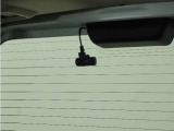 ◆前後ドライブレコーダー付き◆映像・音声などを記録する自動車用の装置です。もしもの事故の際の記録はもちろん、旅行の際の思い出としてドライブの映像を楽しむことができます。