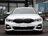 BMW在庫保有台数常時100台以上!ご来店の際はBMW本店(厚木市下荻野140-1)にご来店ください!弊社自慢の全天候型ショールーム!BMW在庫保有台数常時100台以上ございます!