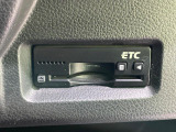 【ETC】高速道路の料金所をストレスなく通過!話題のスポットやサービスエリアに多い「スマートIC」利用時は必須のアイテムです。当店でセットアップを実施、ご納車当日からすぐにご利用いただけます!