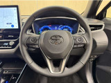 ステアリングスイッチ搭載!手を離さずに手元のスイッチでさまざまな操作が可能。運転中、視線をそらさなくても操作ができて安全です!