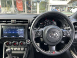 適正配置のスイッチ類で操作性の良い運転席周り☆