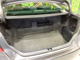 積み下ろしのしやすいデッキにはたっぷりと荷物を積み込んでいただけます。遊びから仕事まで、様々なシーンで頼れます♪
