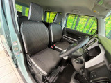 運転席シート廻りは使用感も少なく、良好な状態となっています。丁寧に使われていたことがよくわかりますね。