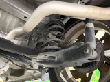 お車を安心してお乗りいただく為には、足回りの定期点検が欠かせません。サービスサポート(有償保証)では無料点検もご提供しており、安心のカーライフをお過ごしいただけるサポート体制が整っています。
