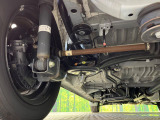 お車を安心してお乗りいただく為には、足回りの定期点検が欠かせません。サービスサポート(有償保証)では無料点検もご提供しており、安心のカーライフをお過ごしいただけるサポート体制が整っています。