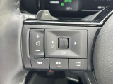 手元のスイッチでオーディオ操作出来ます☆視線をずらさなくて良いので安全運転にも一役かっていますね♪