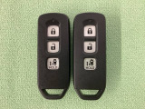 スマートキー付きですからドアロックの開閉およびエンジンスタートが楽々です。電動スライドドアの開け閉めもボタンで操作できます。スペアキーも同じものを用意しております。