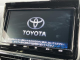 快適なドライブをサポートするナビゲーションシステム。直感的なインターフェースで、操作も簡単です。快適なカーライフを応援します。