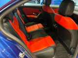 車両は屋内展示しておりますので天候に関係なくごゆっくりコンディションご確認頂けます。車両を倉庫へ保管している場合が御座いますのでご来店前に在庫確認頂けると幸いです。TEL072-784-8800