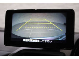 バックカメラが装備されており、後方の安全確認はもちろんのこと狭い場所での駐車や雨の日・夜間など視界の悪いコンディションでのストレスの軽減にもなります!