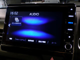CD、DVD、Bluetooth、AM、FM、スマートフォン接続ができます。